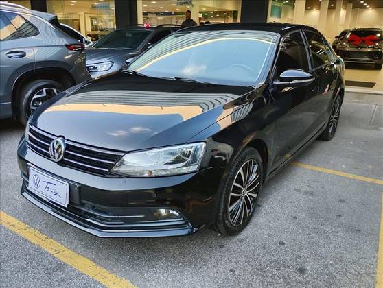 VOLKSWAGEN JETTA 1.4 16V TSI COMFORTLINE GASOLINA 4P TIPTRONIC VOLKSWAGEN JETTA 1.4 16V TSI COMFORTLINE GASOLINA 4P TIPTRONIC